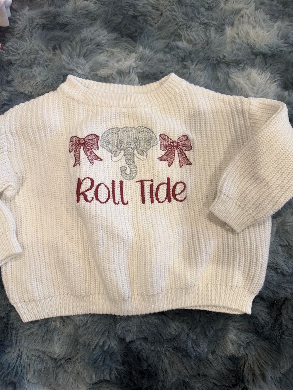 White 'Roll Tide' Embroidered Sweater with Elephant Motif university of Alabama